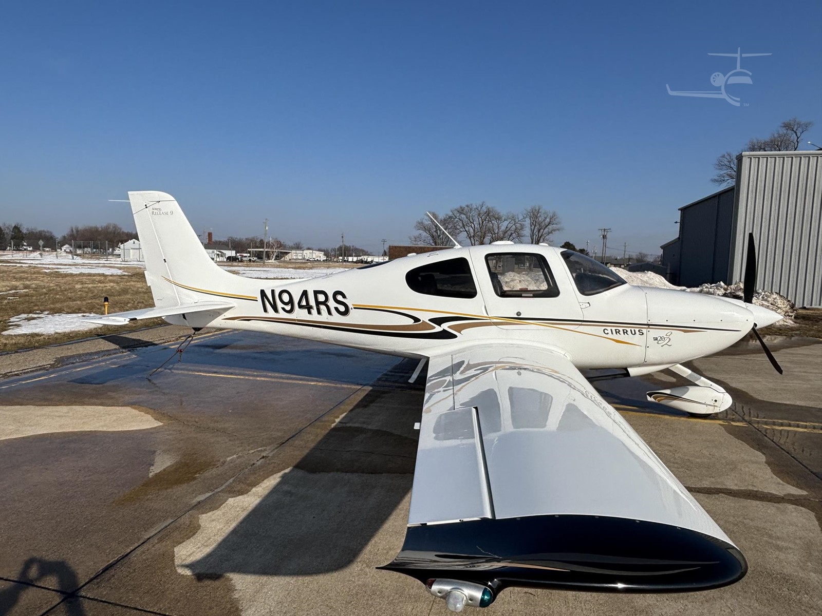 Cirrus SR20 N94RS parked outside the hangar before a flight lesson