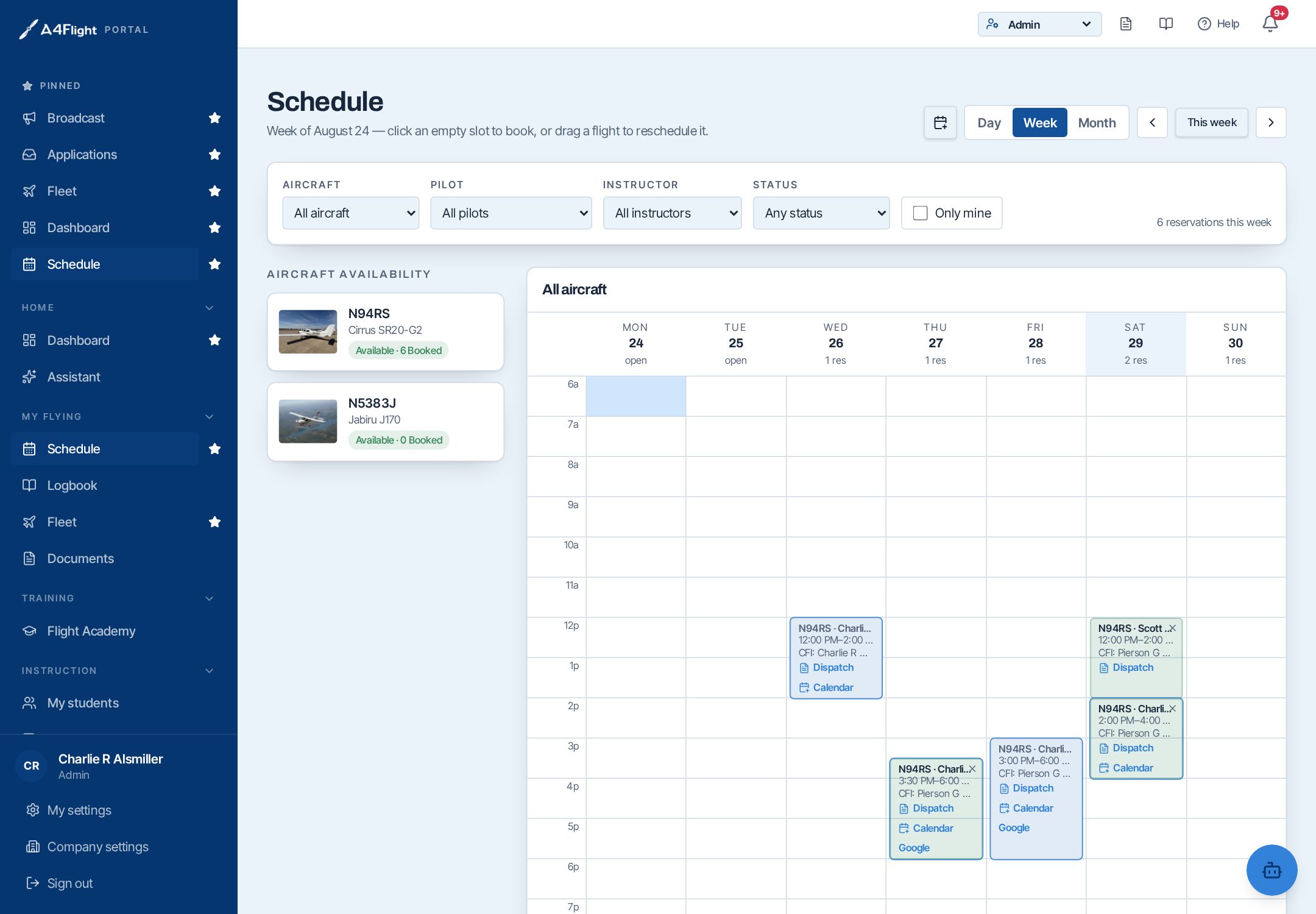 A4Flight portal weekly schedule with one column per club aircraft, availability panel on the left and open hourly slots ready to book